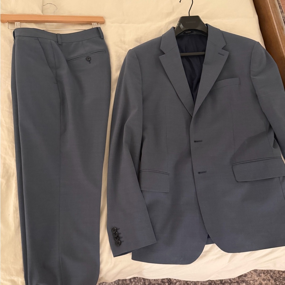 Express Dusty Sage Blue Men's Suit 42R